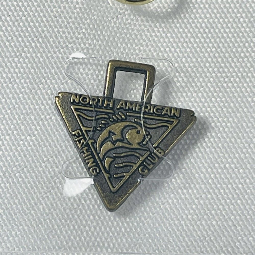 VINTAGE NOS North America Fishing Brass Small Jumpin Fish Tag Key Tab - Picture 2 of 7